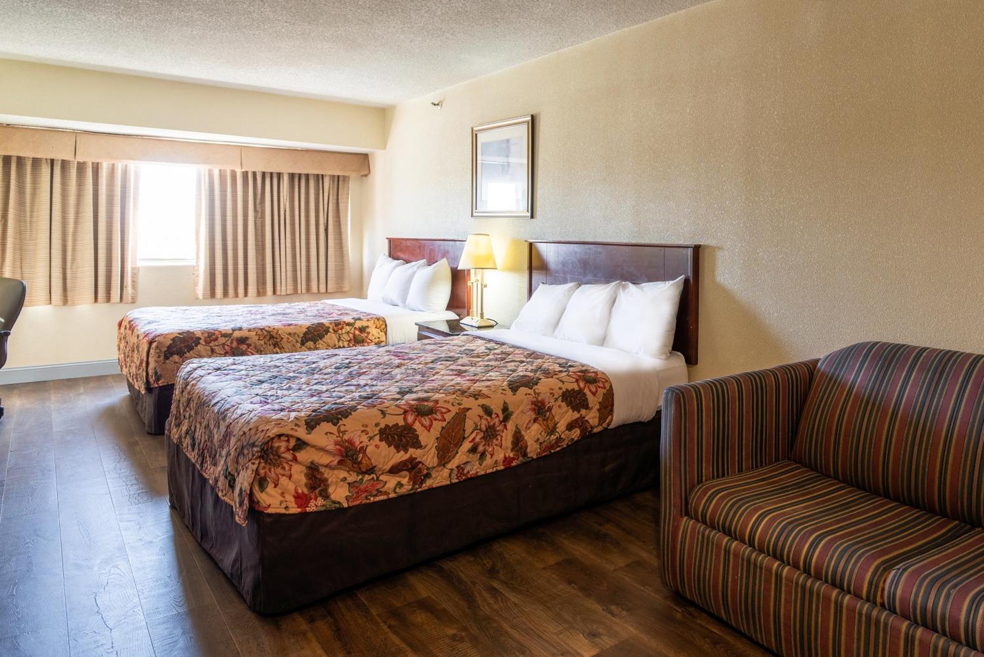 Dominion Inn And Suites Sandston Eksteriør billede